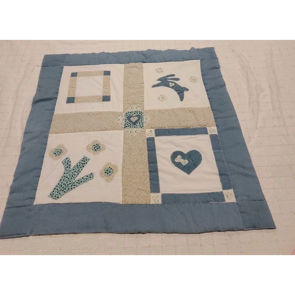 Small baby quilt Blue Beige Bunny‎ Flowers Heart Vtg Square 32Lx34W 90's